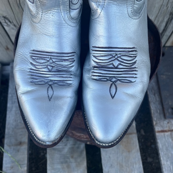 SILVER COWBOY BOOTS SIZE 9.5 - Picture 4 of 8